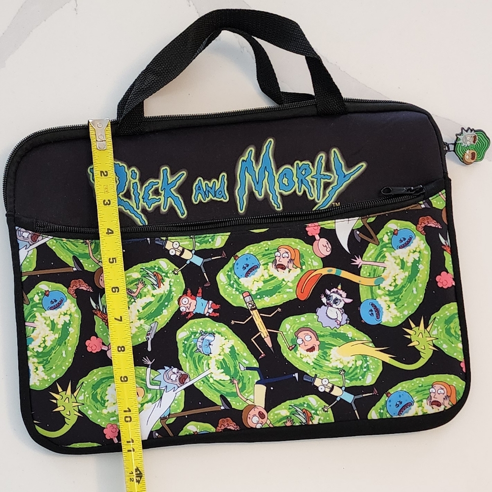 NWOT Fun RICK & MORTY Neoprene Protective Laptop Case - Picture 5 of 8